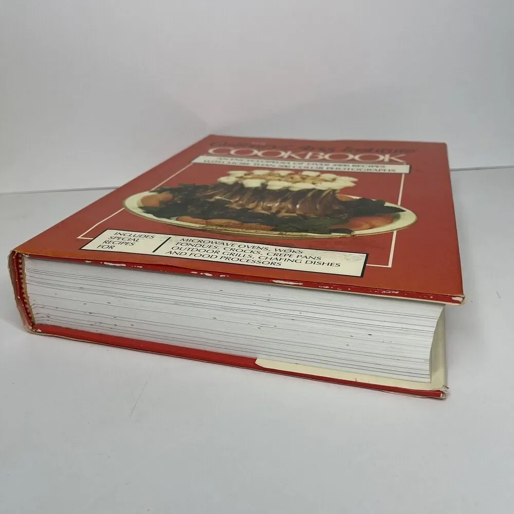1985 The‎ Culinary Arts Institute Cookbook